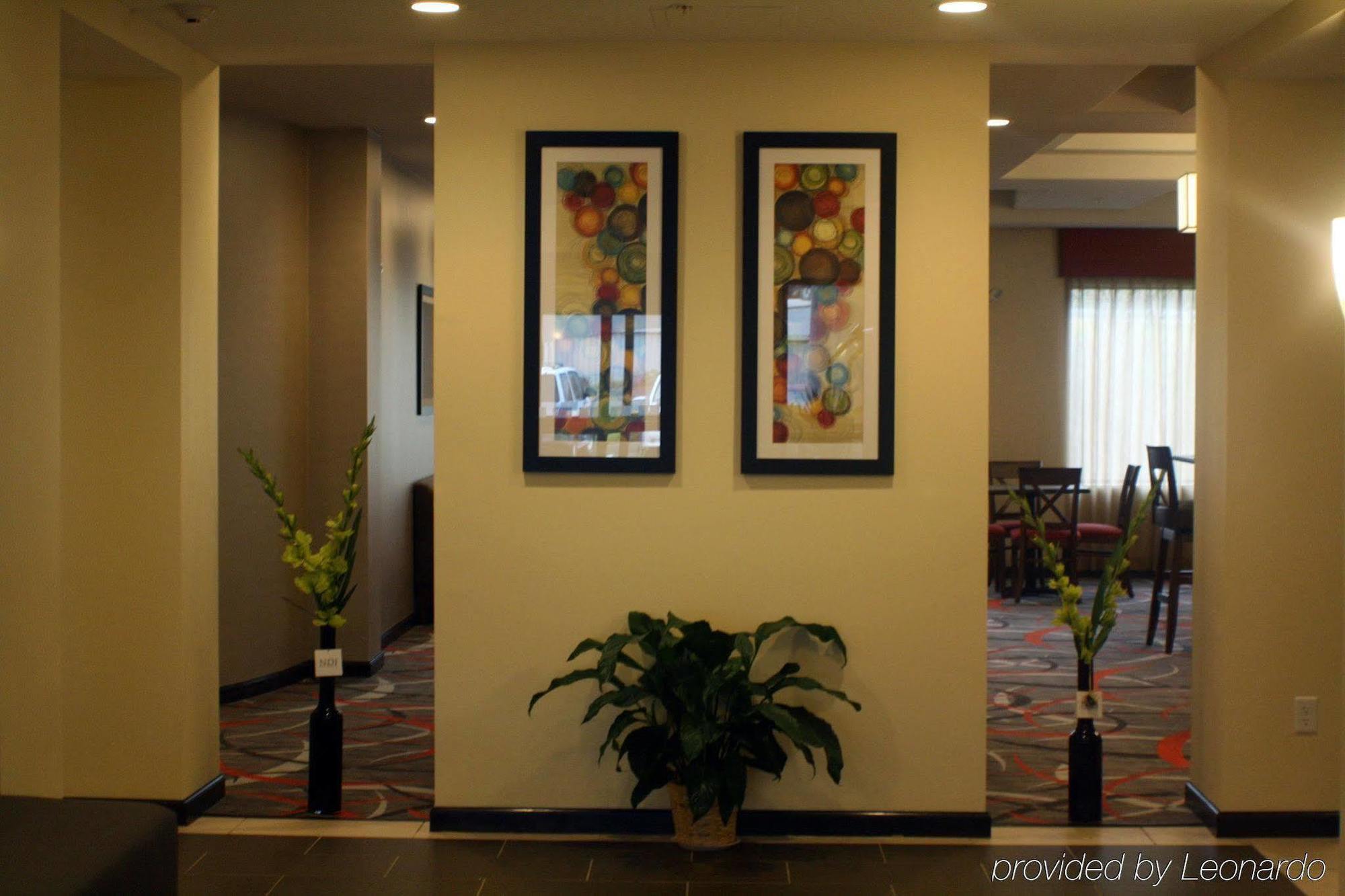 Holiday Inn Express And Suites - Bradford By Ihg Interior photo